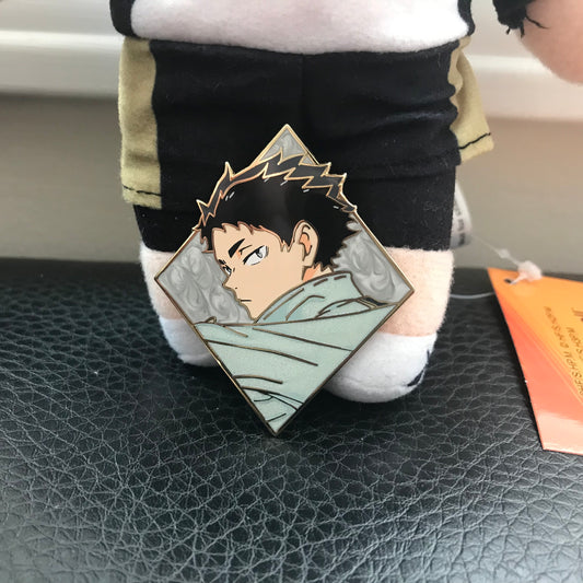 Akaashi Diamond (lighter gray)